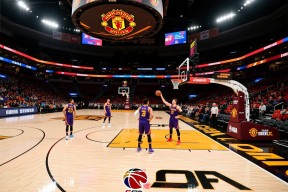 太阳队连胜击败曼联队晋级西部决赛