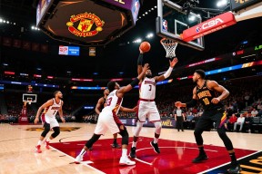 太阳队连胜击败曼联队晋级西部决赛