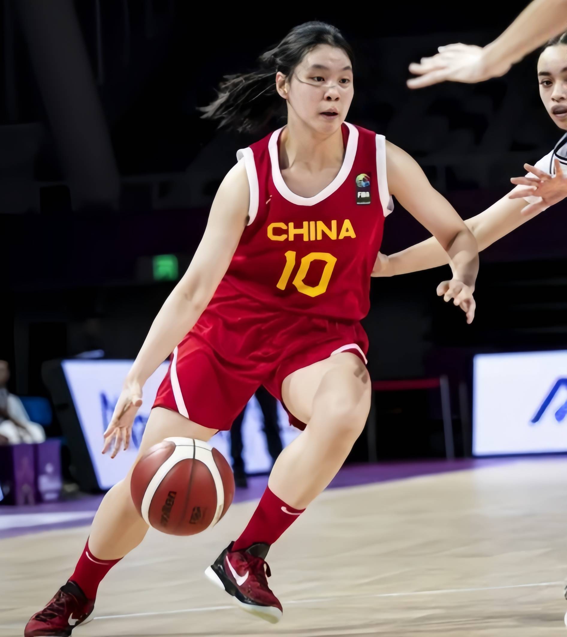 包含尽力！张子宇在场时中国女篮净胜6分，张子宇下场后净负15分的词条